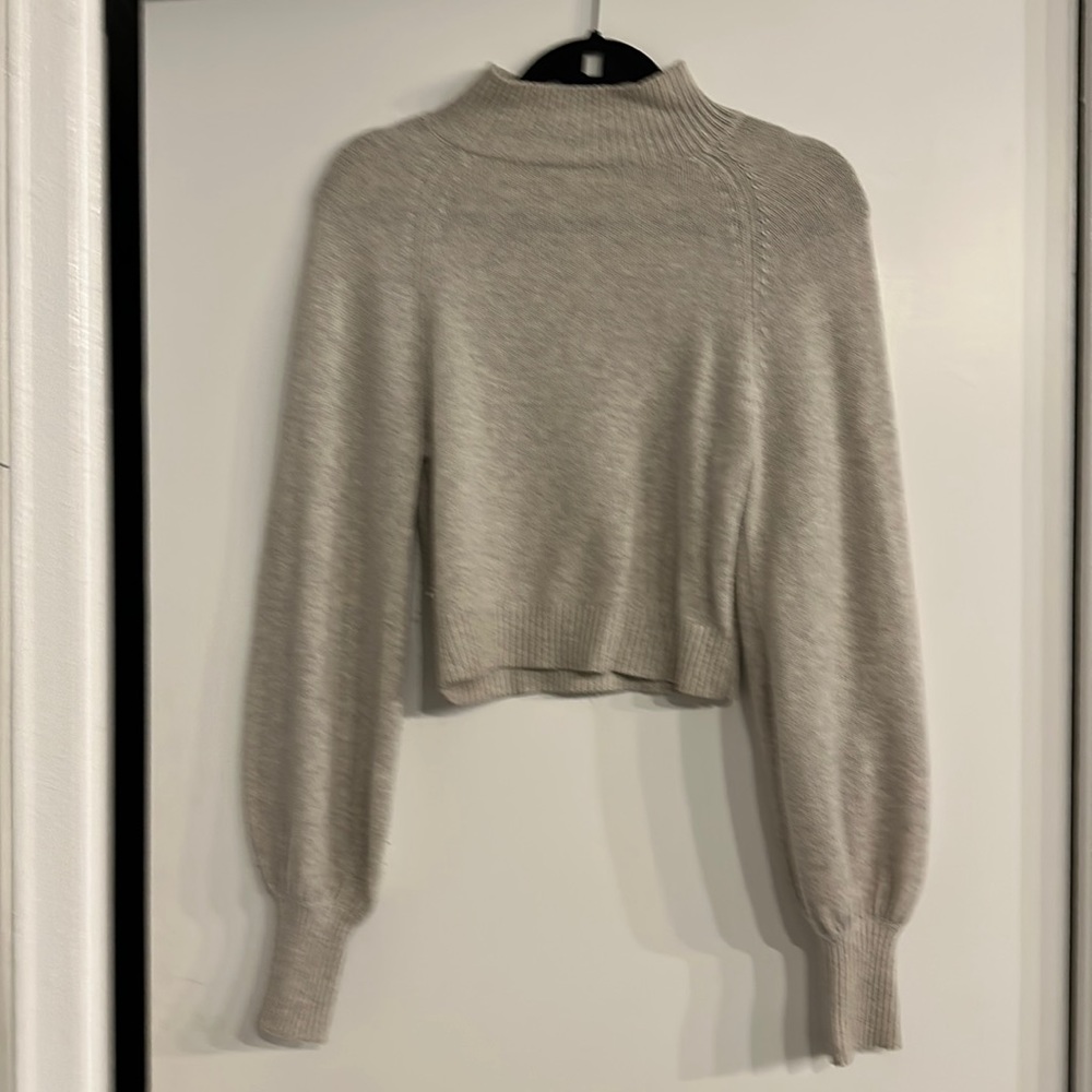 BCBG gray cashmere sweater